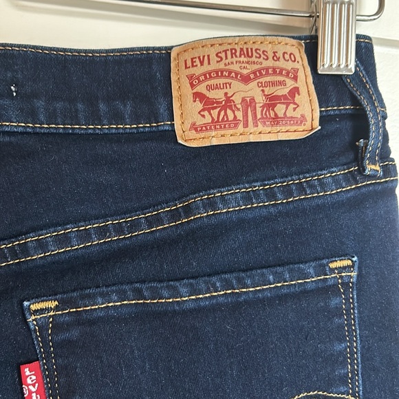 Levi’s 311 SHAPING SKINNY WOMEN'S JEANS - Picture 8 of 9